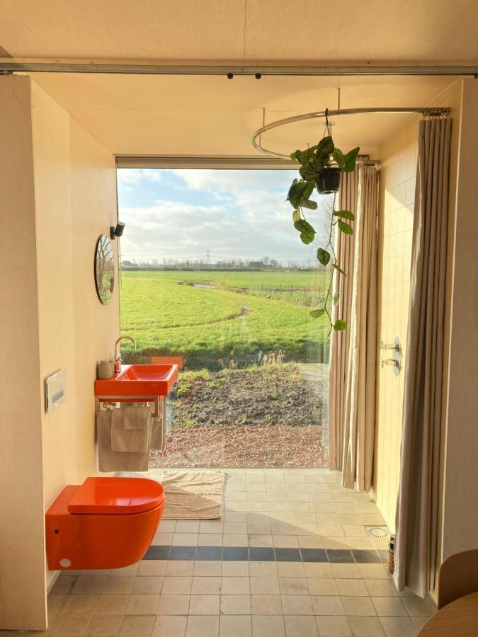 Tiny House Van Hoogspanning Naar Ontspanning Wirdum Extérieur photo