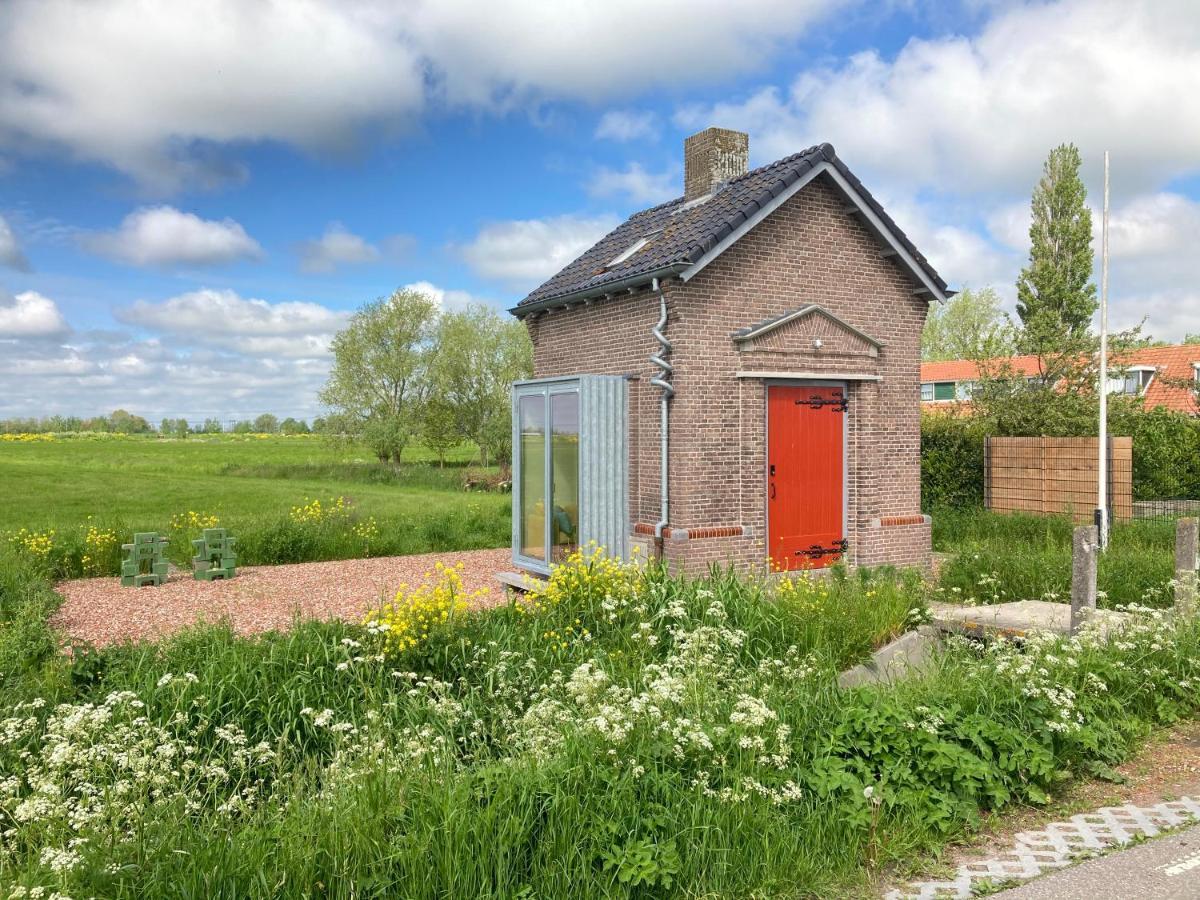 Tiny House Van Hoogspanning Naar Ontspanning Wirdum Extérieur photo